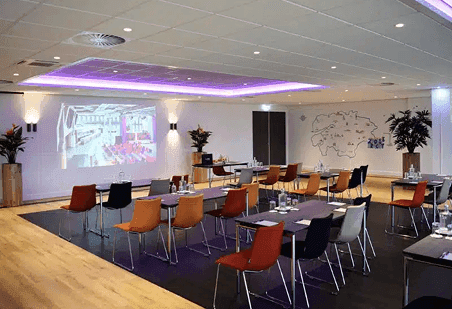 Theateropstelling 3e Helft